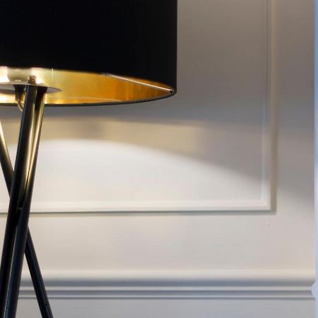 In The Heart Of Chester, Historical & Stylish Εξωτερικό φωτογραφία