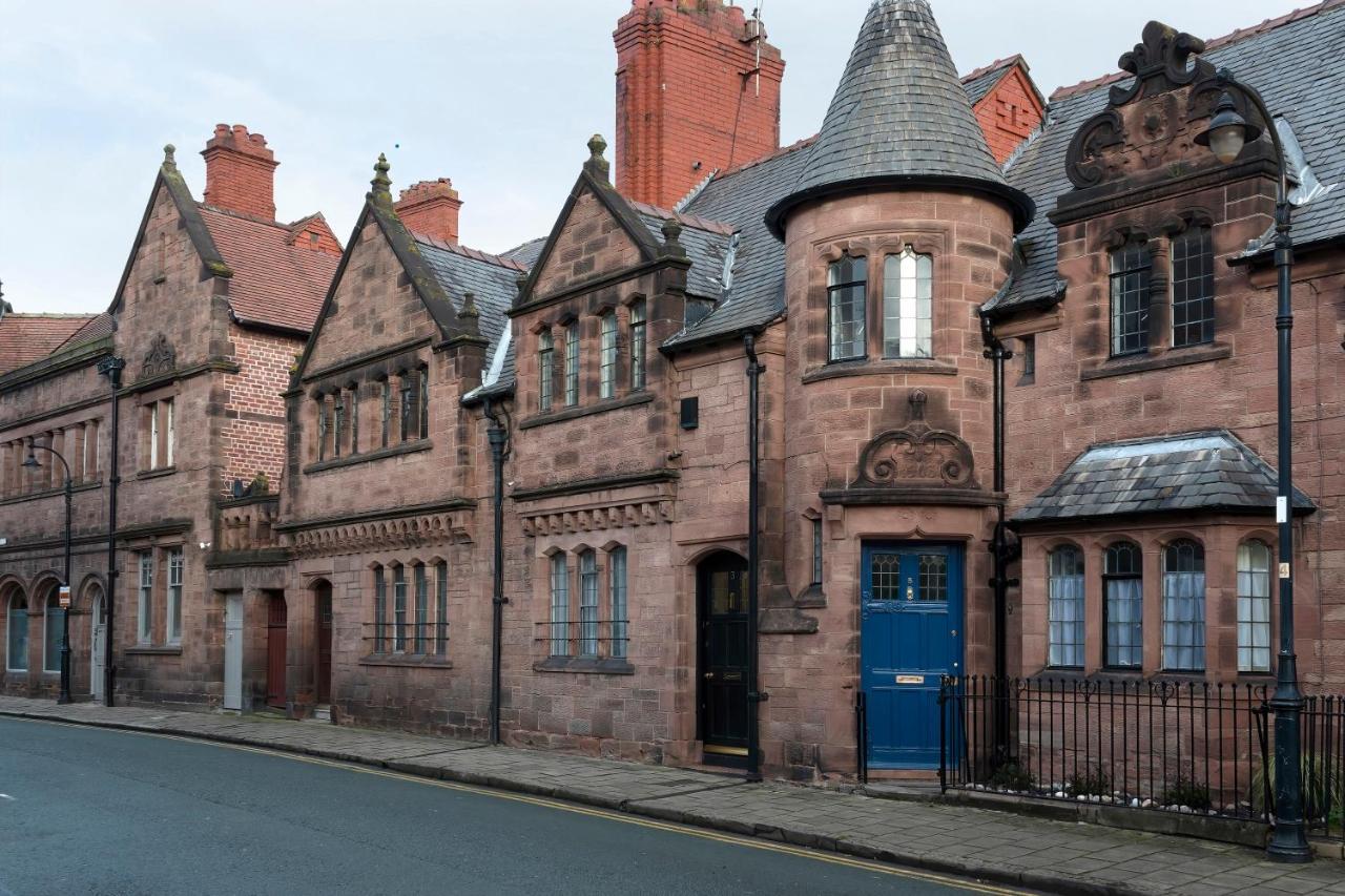 In The Heart Of Chester, Historical & Stylish Εξωτερικό φωτογραφία